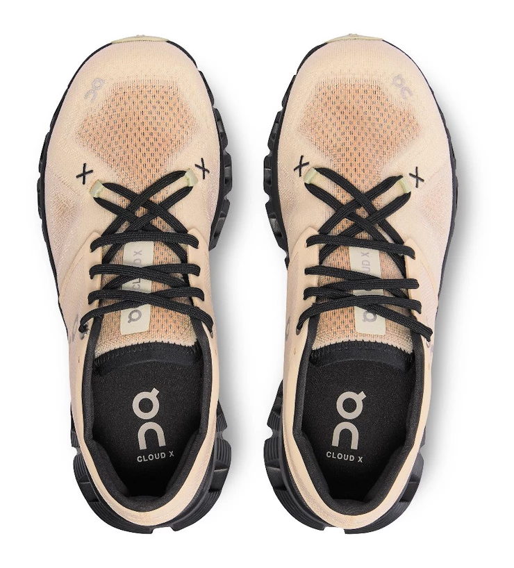 Dames hardloopschoenen On  Cloud X Running Fawn/Magnet  EUR 37,5