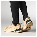 Dames hardloopschoenen Salomon Xa Pro 3D V9 Cork/Peach Fuzz/Sponge