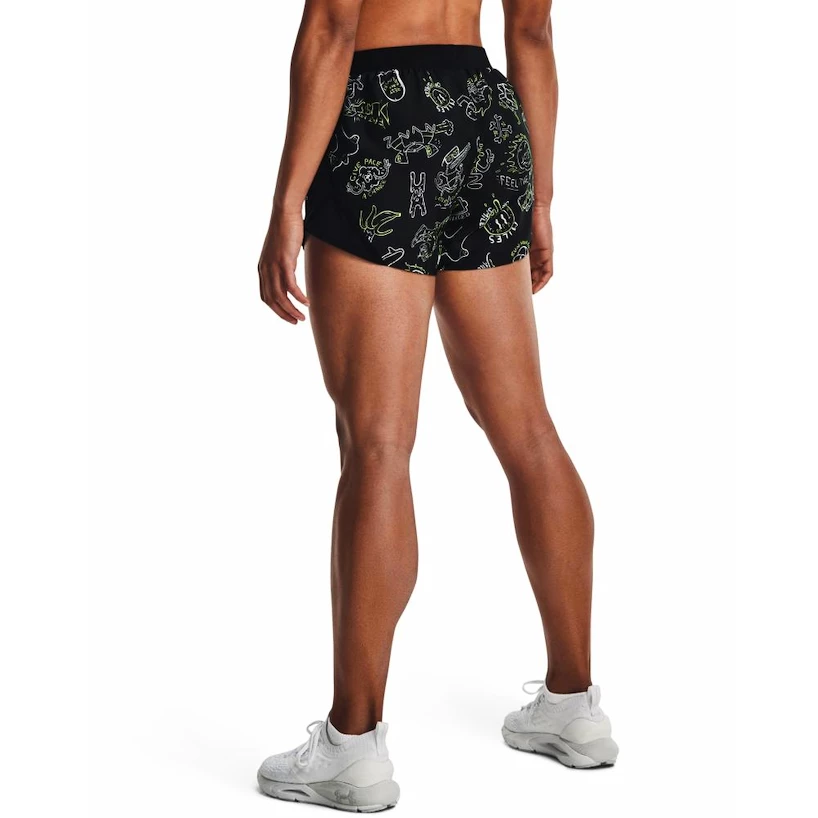 Dames korte broek Under Armour  Run Ur Face Off Short-BLK