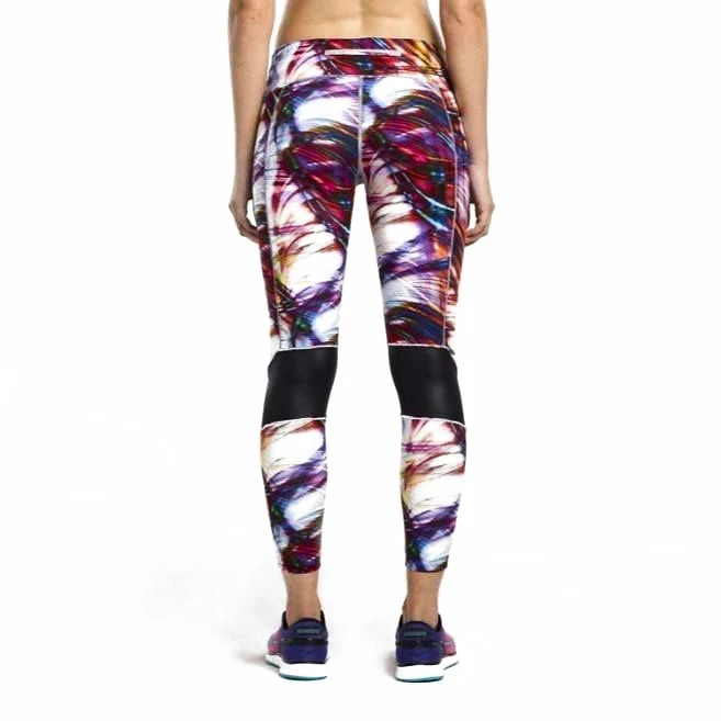 Dames legging Saucony  Finishing Kick Crop Multi Print