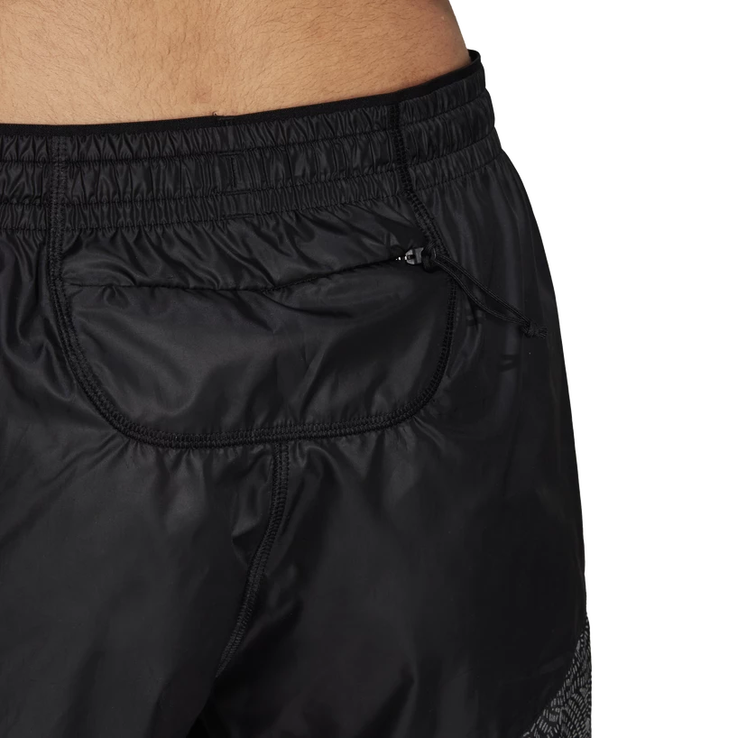 Damesshort adidas  Run Fast Radically Reflective Running Black
