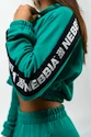 Damessweatshirt Nebbia Crop sweatshirt met capuchon ICONIC Groen