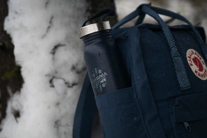 Fles Primus  Klunken Bottle 0.7 L Winter Royal Blue