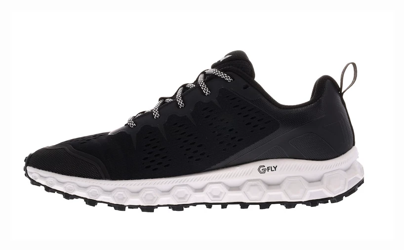 Heren hardloopschoenen Inov-8  Parkclaw G 280 M (S) Black/White  UK 10,5