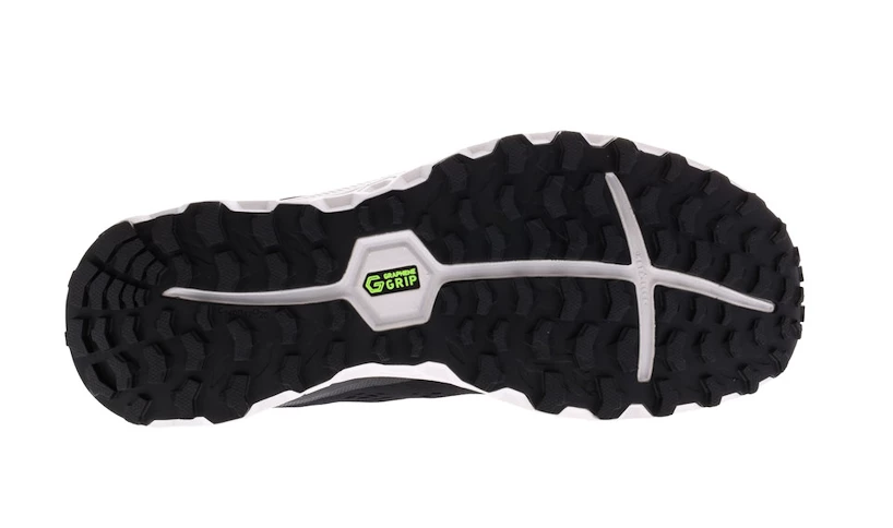 Heren hardloopschoenen Inov-8  Parkclaw G 280 M (S) Black/White  UK 10,5