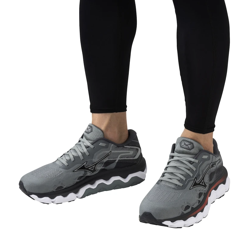 Heren hardloopschoenen Mizuno  Wave Horizon 7 Lead/Nickel/Cayenne  UK 14