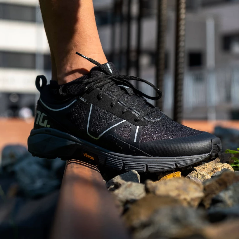 Heren hardloopschoenen Salming Recoil Trail 2 Black/Grey