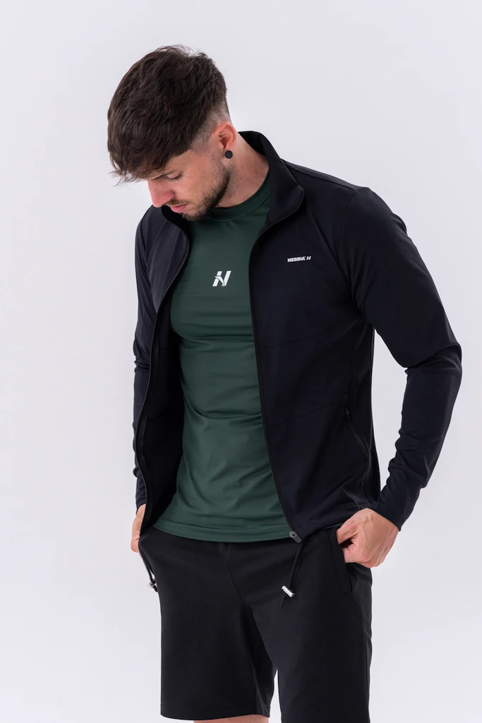 Heren T-shirt Nebbia  Classic T-shirt “Reset” 327 dark green