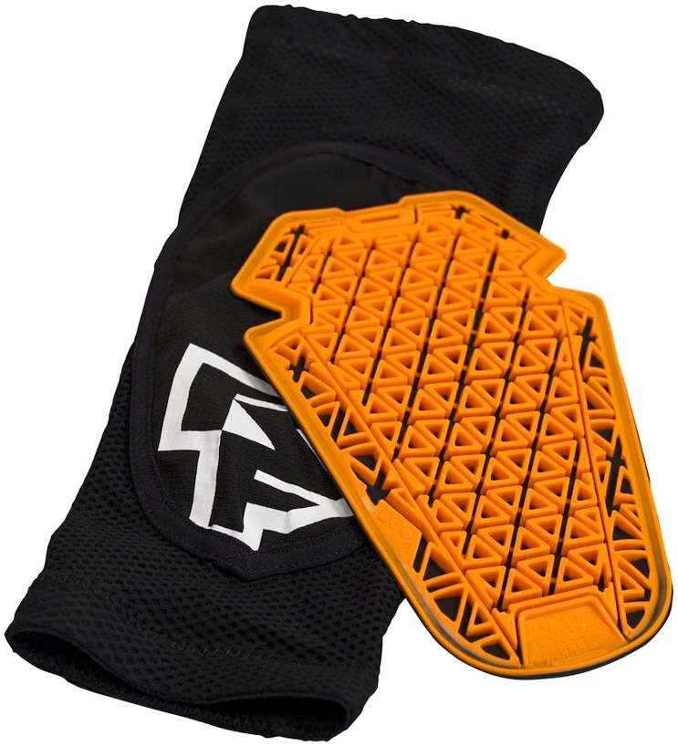 Kniebeschermers Race Face  Covert Stealth