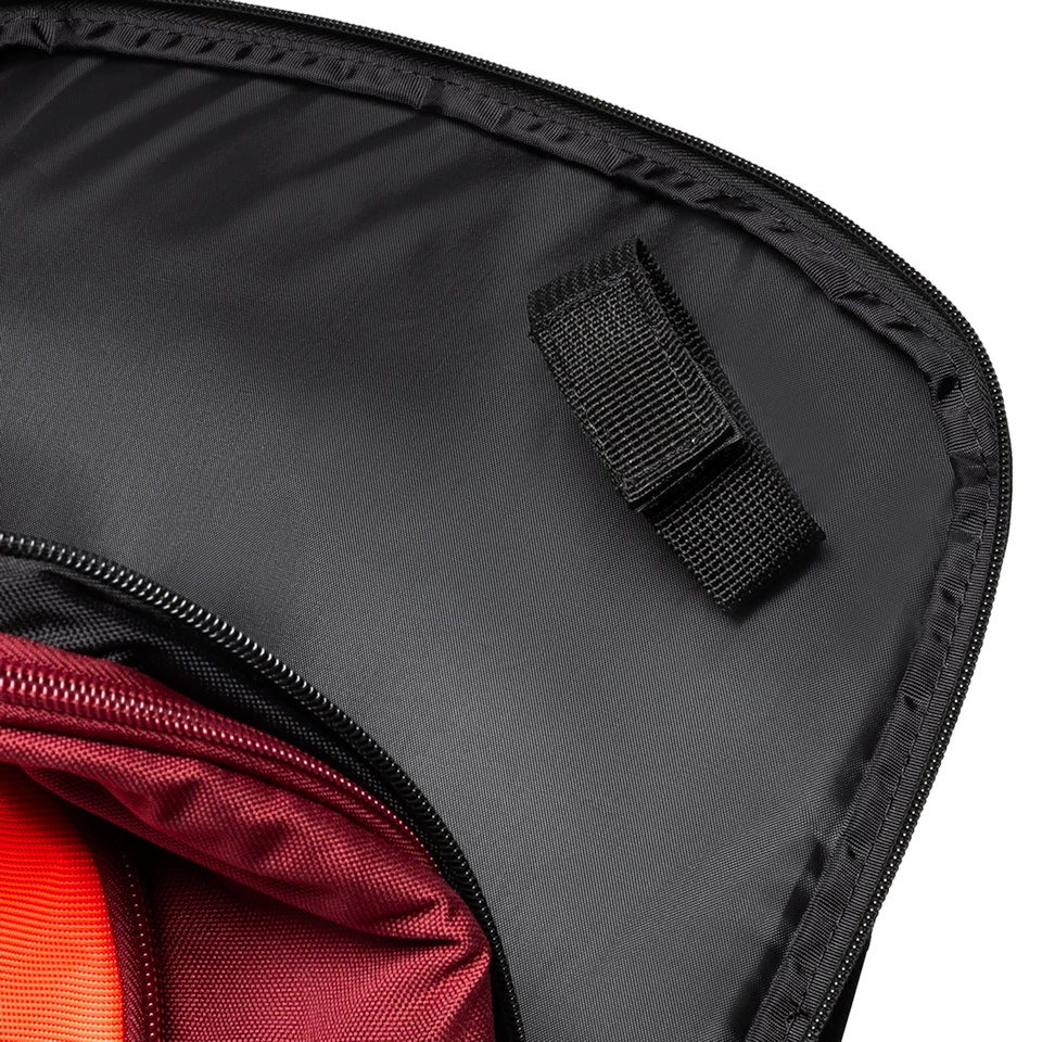 Rugzak voor rackets Dunlop   CX Performance Backpack Black/Red 2024