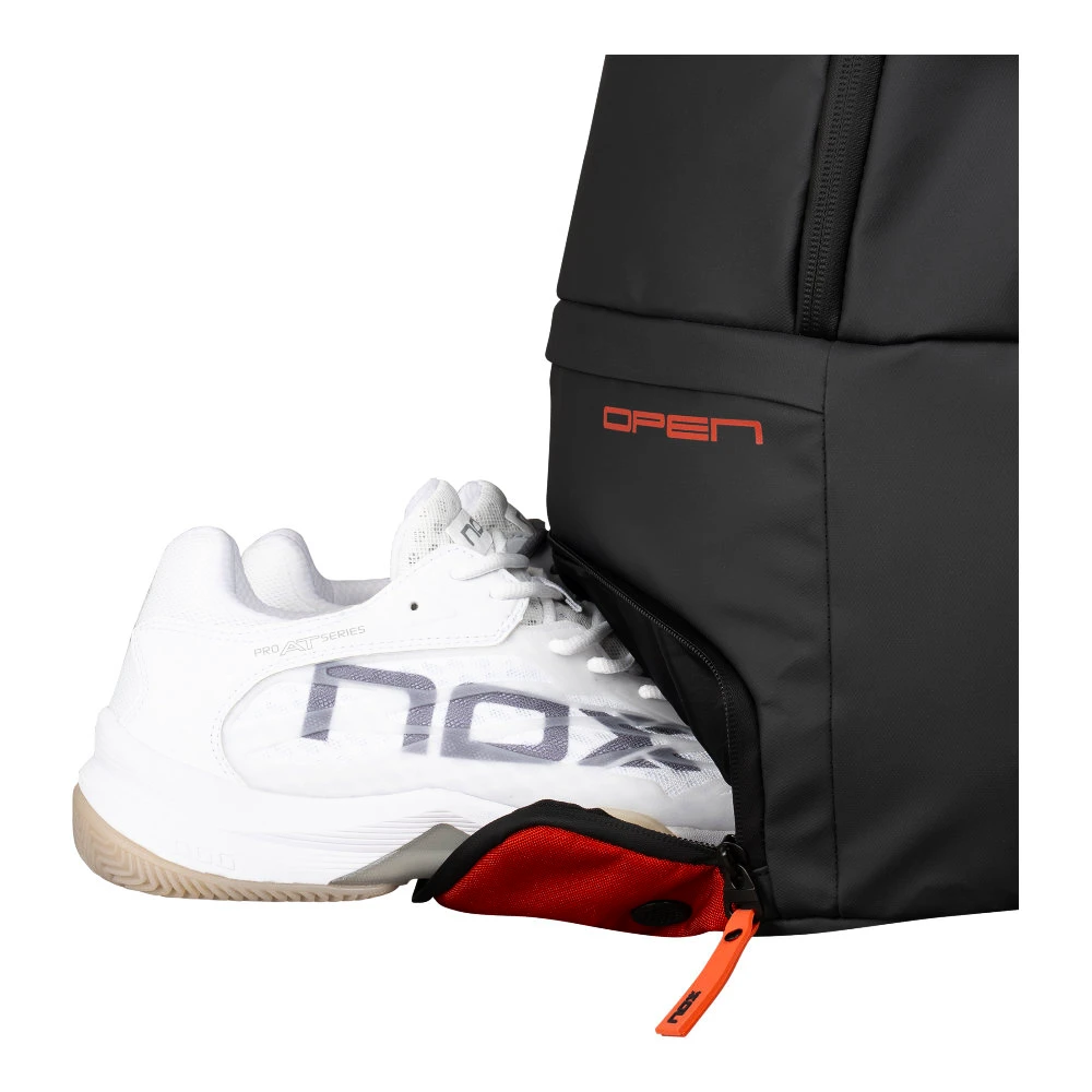 Rugzak voor rackets NOX   Luxury Open Series Black/Red Backpack